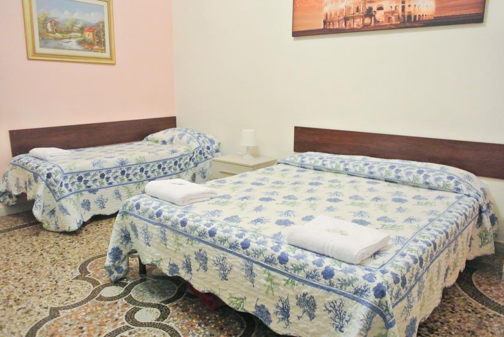 Guest House Hellokitty Ρώμη Δωμάτιο φωτογραφία